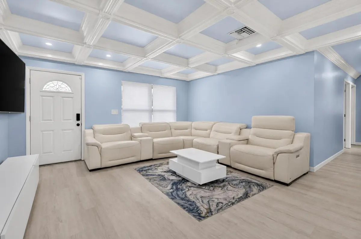 Interior at 2220 N 47th Avenue, Hollywood