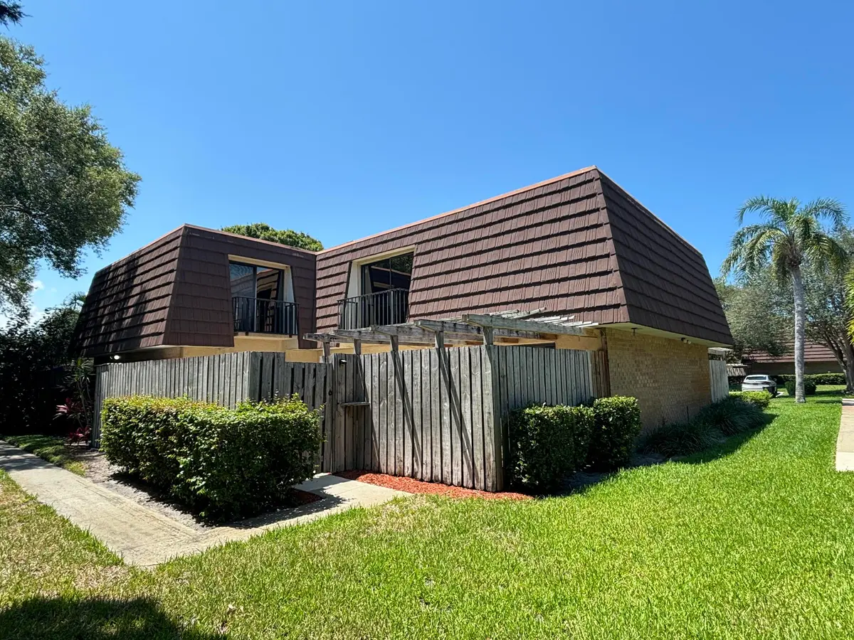 IMG_3559 at 2110 21st Lane, Palm Beach Gardens