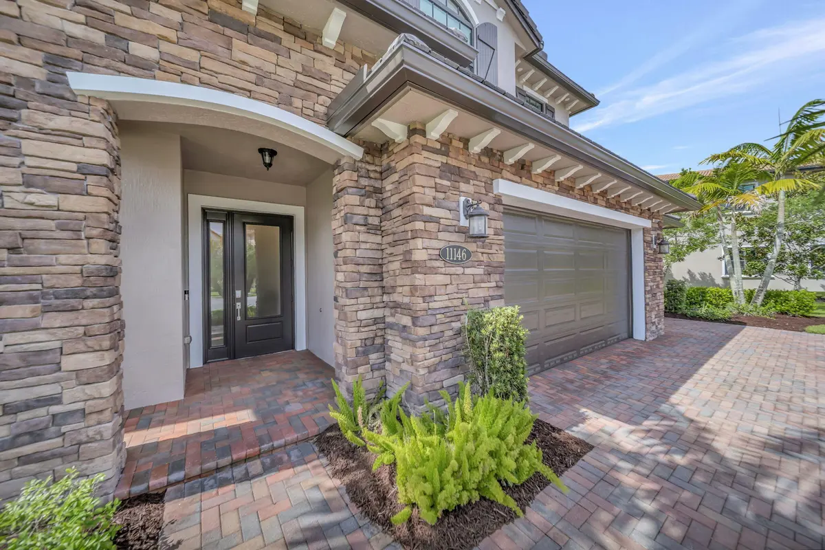 7-web-or-mls-DSC03643 at 11146 Meridian Drive, Parkland