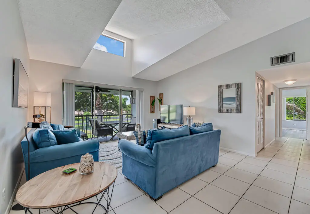 1112 GREEN PINE Boulevard G3, West Palm Beach, FL – photo 3