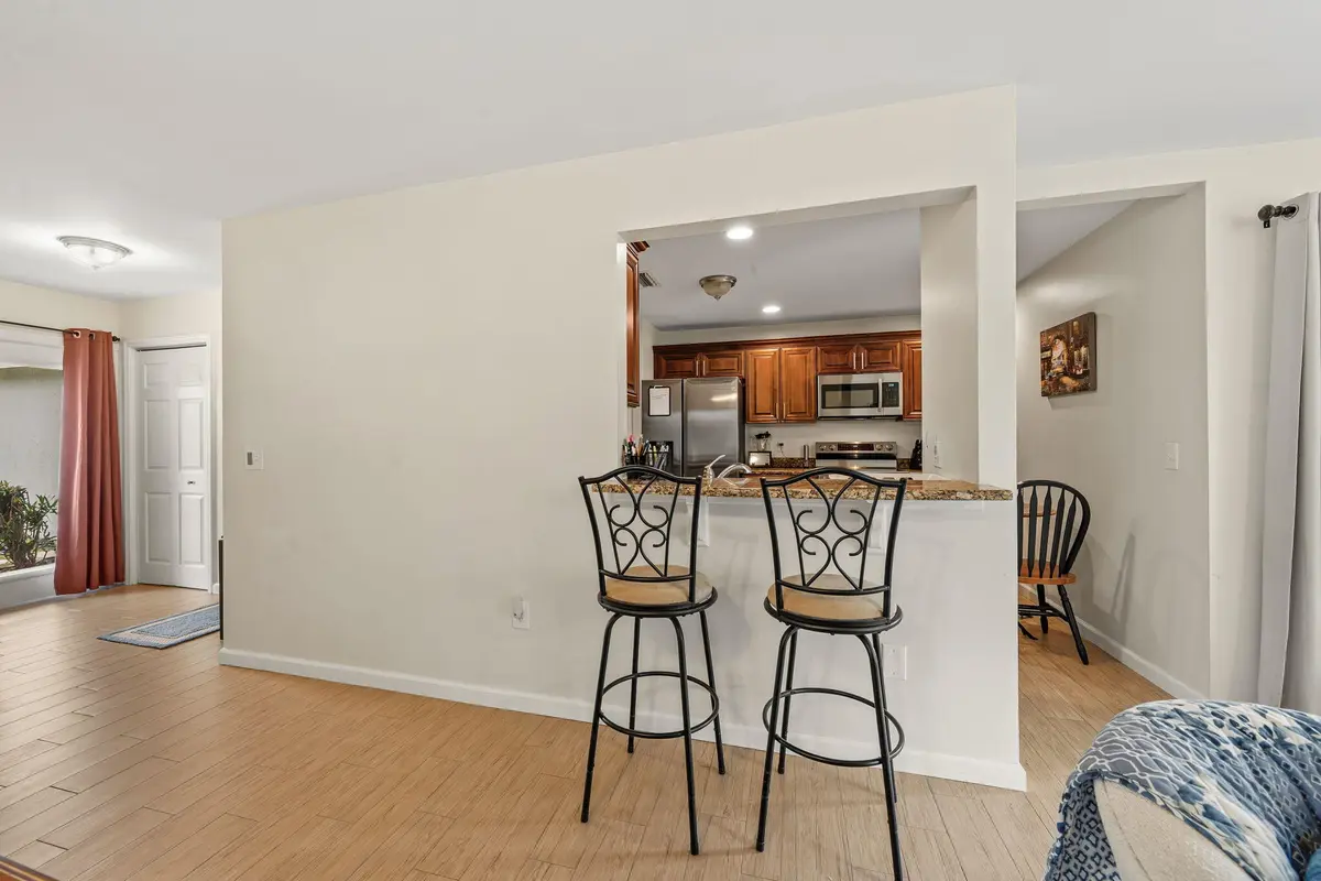 17-web-or-mls-DSC00146 at 119 Lakeside Circle, Jupiter
