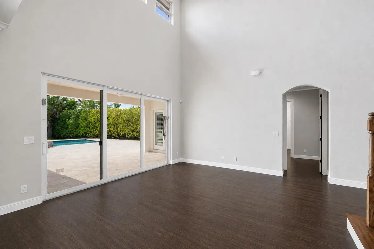 8050 Nw 121st Dr_031 at 8050 NW 121ST Drive, Parkland