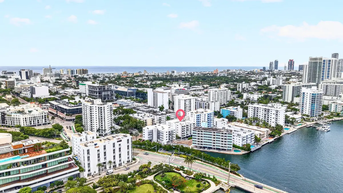 49-web-or-mls-DJI_20260718131329_0060_D at 1670 Bay Road 3F, Miami Beach