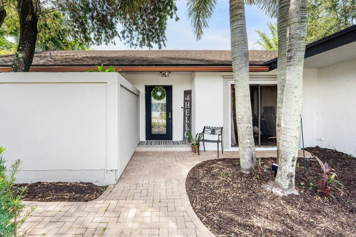 004-143MiramarAvenue-RoyalPalmBeach-FL-3 at 143 Miramar Avenue, Royal Palm Beach