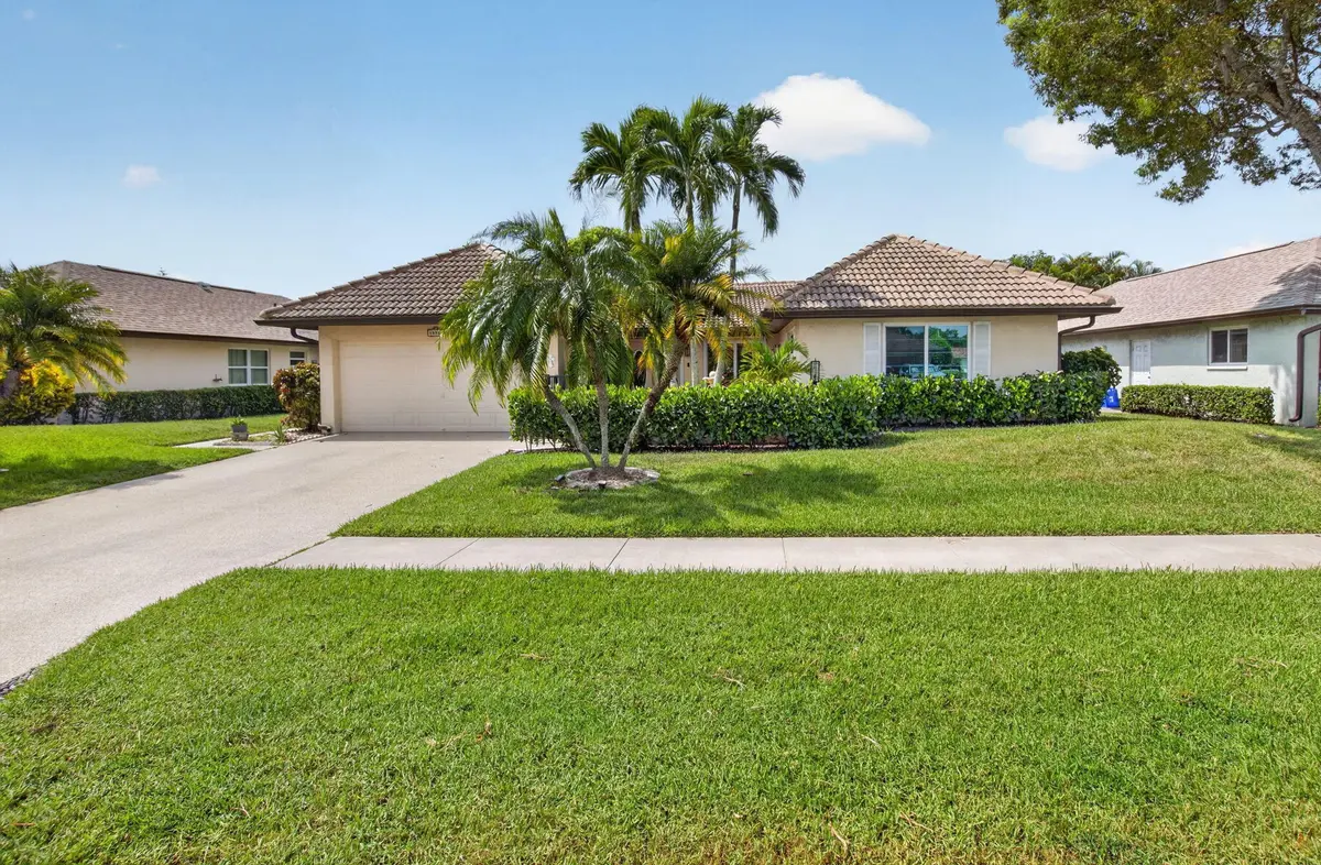 1-web-or-mls-DSC_7306 at 10300 GREENTRAIL Drive, Boynton Beach