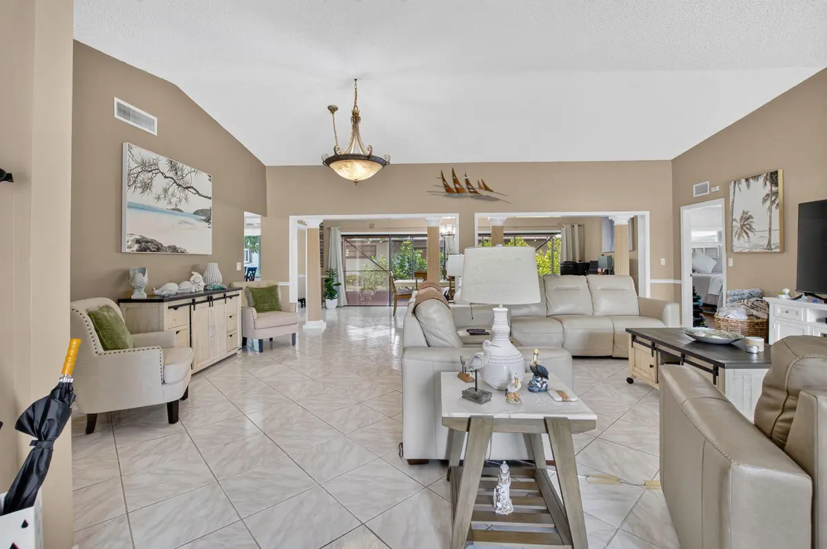 8-web-or-mls-DSC_7347 at 10300 GREENTRAIL Drive, Boynton Beach