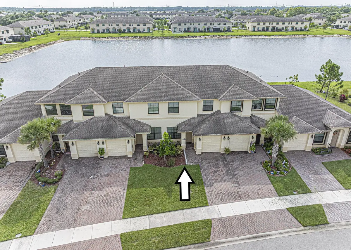 10092 W VILLA Circle, Vero Beach, FL – photo 1