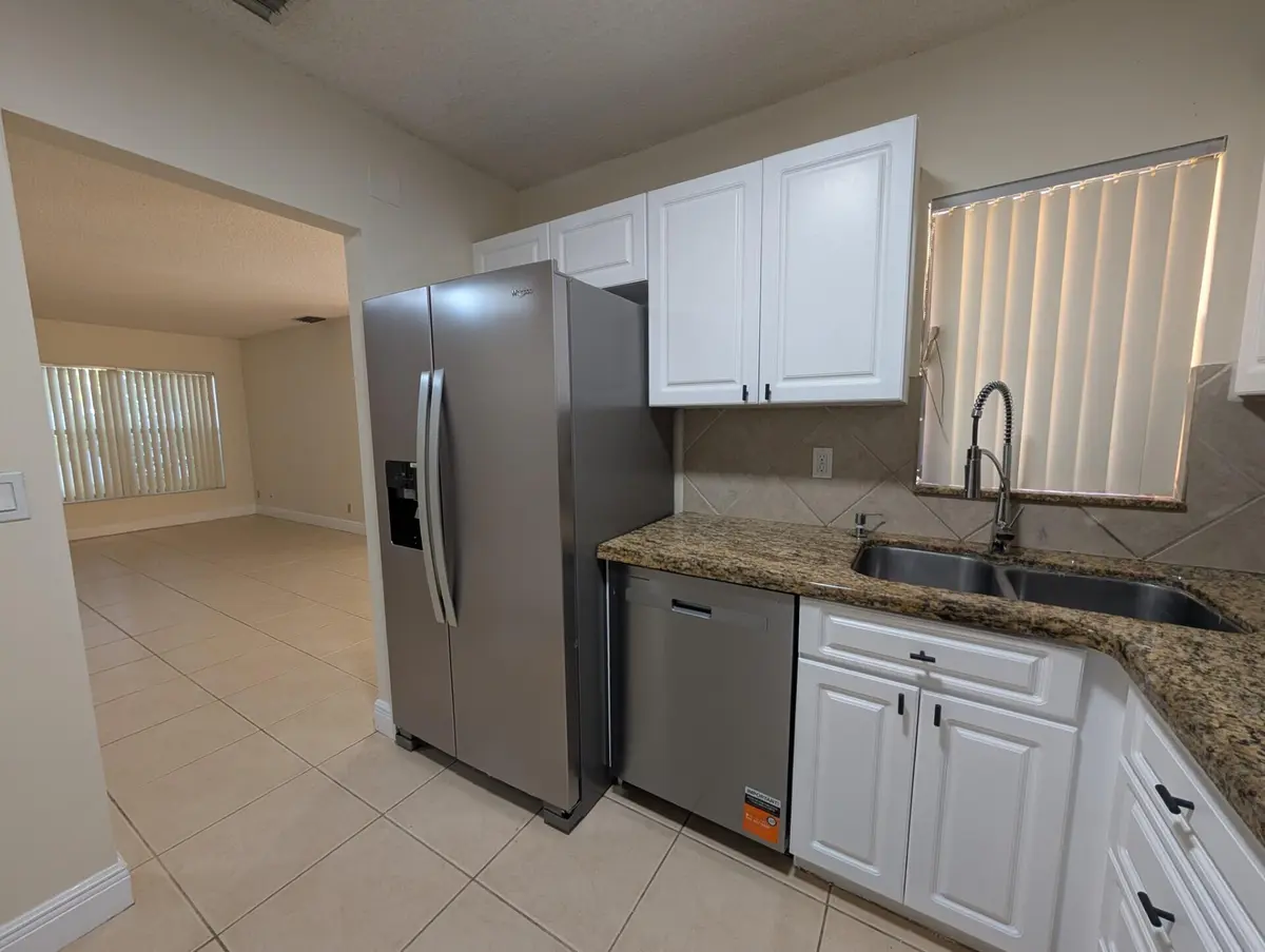 82410826-e835-4f1b-8dfb-3fab381a07e9 at 3830 Coral Tree Circle, Coconut Creek