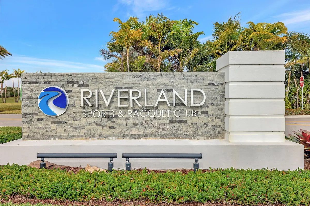 139-print-201-web-or-mls-168_632a10381 at 12132 SW Willowy Way, Port St. Lucie