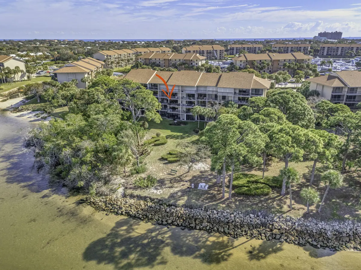 AERIAL OF BALCONY at 1901 MARINA ISLE Way 304, Jupiter