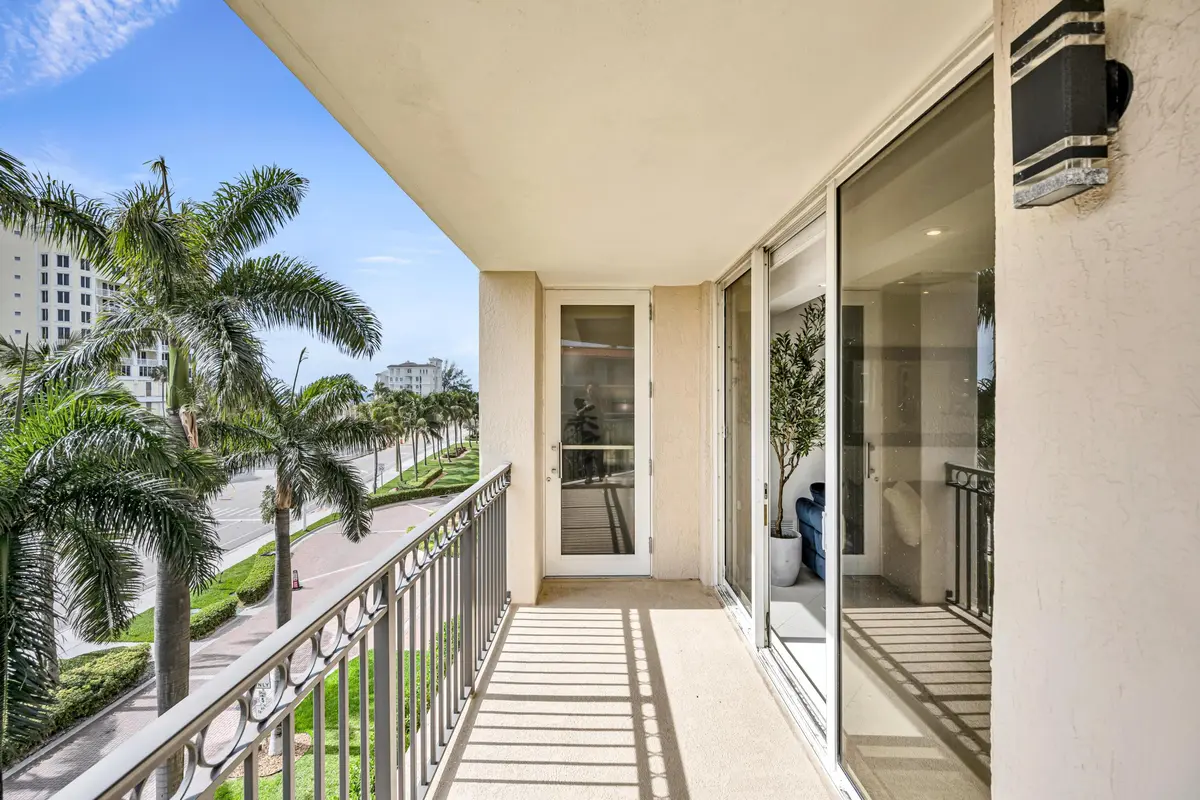 2011 N OCEAN BLVD #405N-13 at 2011 N Ocean Boulevard 405, Fort Lauderdale