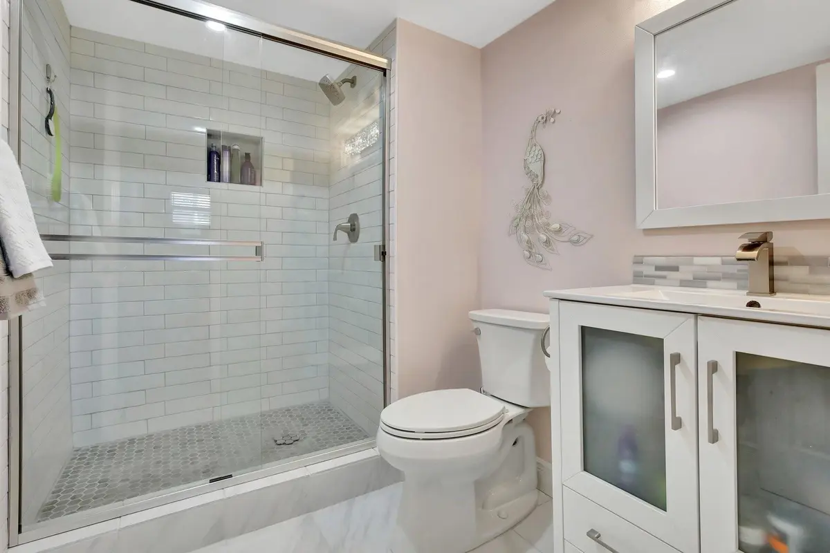 Primary Bathroom at 700 S HOLLYBROOK Drive 104, Pembroke Pines