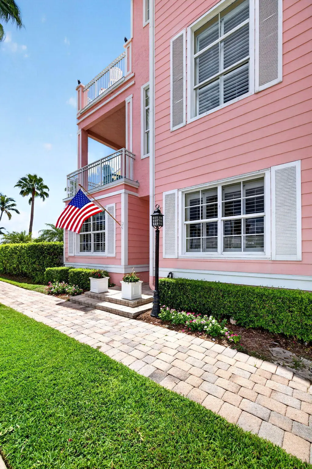 3-web-or-mls-699A2792 at 2814 Marina Circle, Lighthouse Point