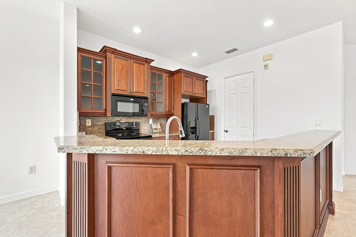 10_stl_8642 at 8288 NW 128th Lane 38-F, Parkland