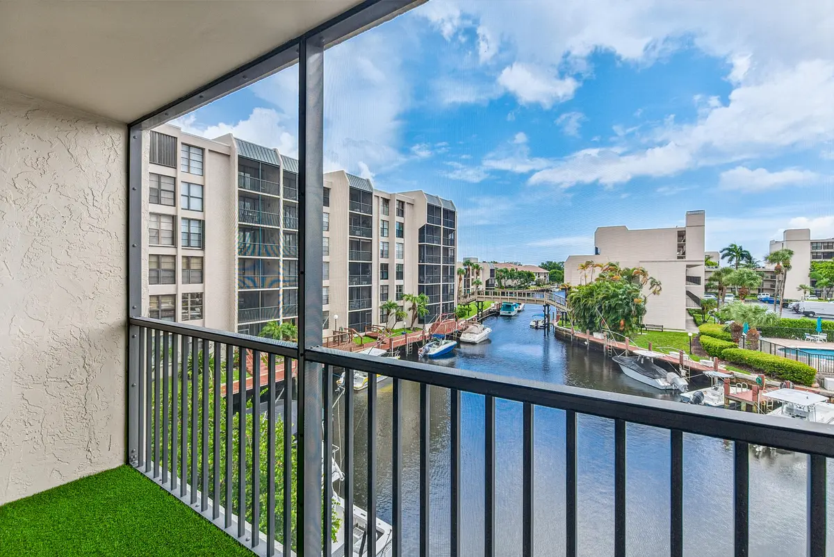 kozak-24 at 4 ROYAL PALM Way 3020, Boca Raton