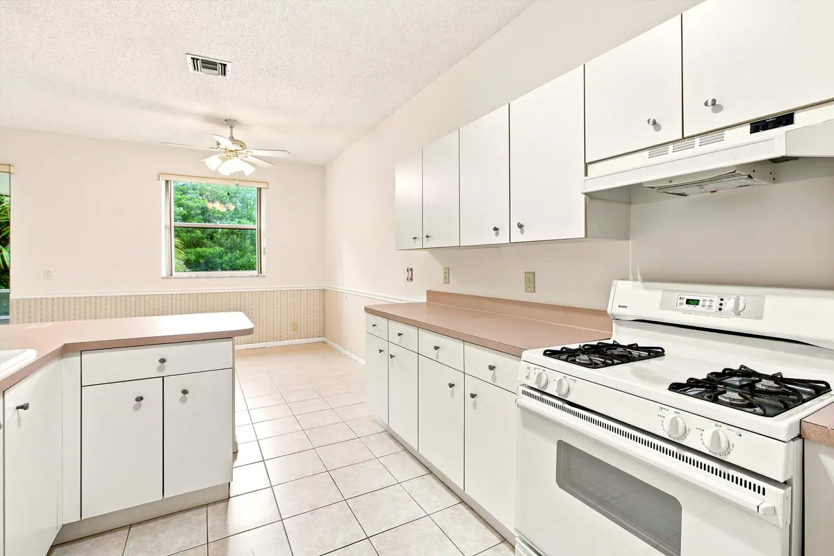 Kitchen at 1490 Fairway Circle, Greenacres