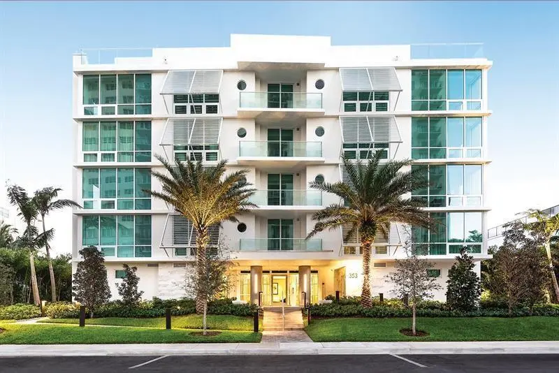 353 Sunset at 353 SUNSET Drive 202, Fort Lauderdale