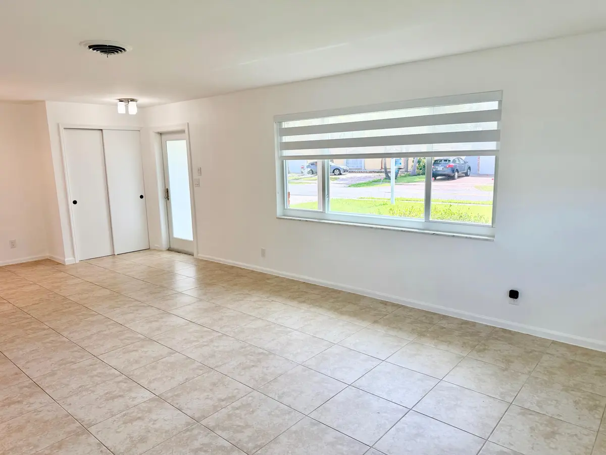 IMG_7872 at 617 SE 8th Avenue, Deerfield Beach