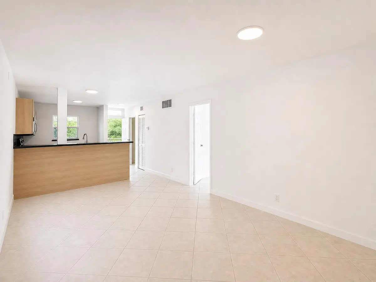 Still-11 at 1541 S Ocean Boulevard 219, Pompano Beach