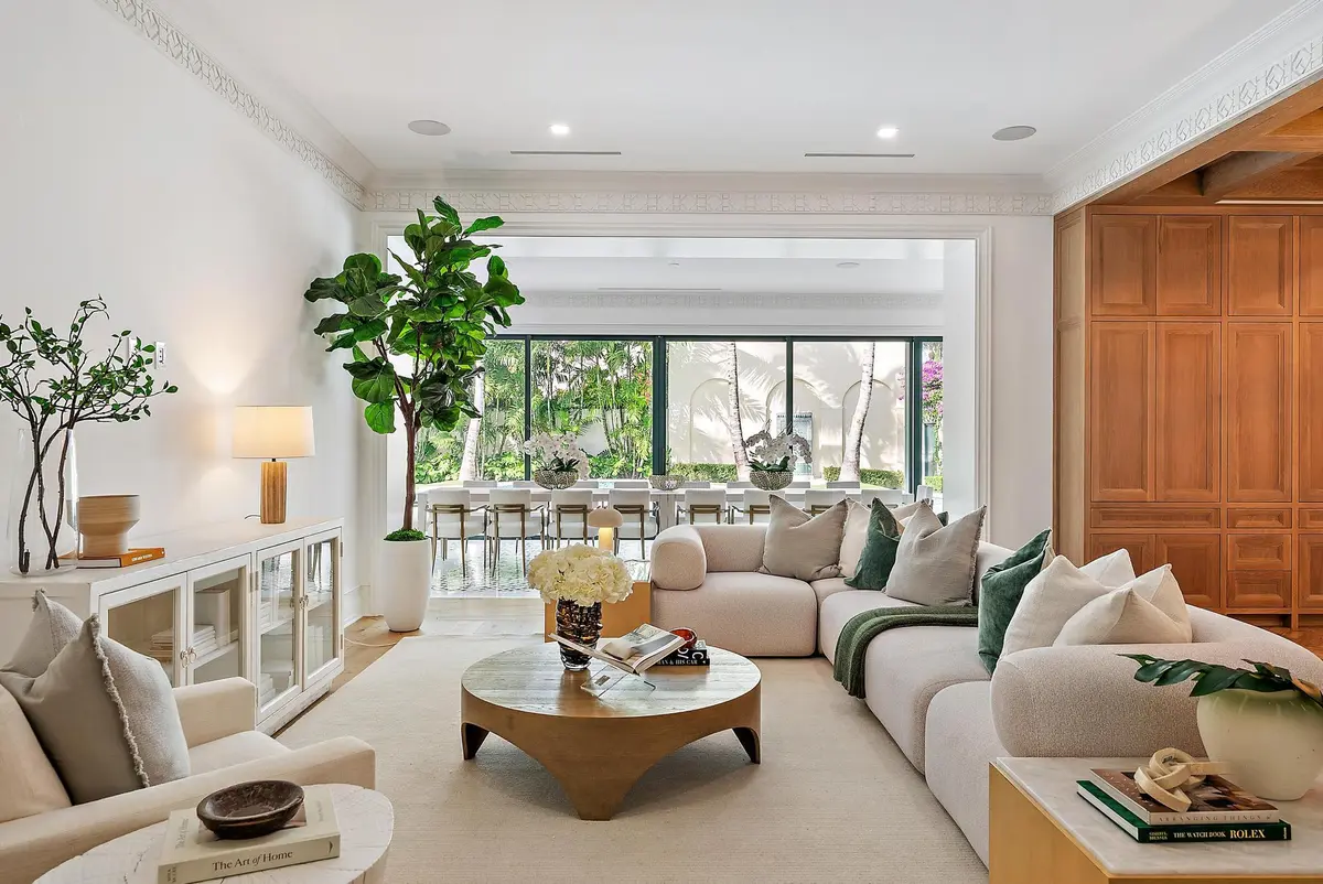 206 Phipps-7 at 206 Phipps Plaza, Palm Beach
