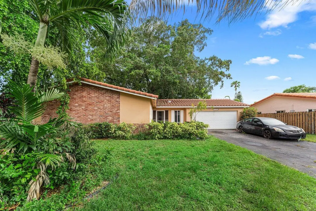 002-11260Northwest41stStreet-CoralSpring at 11260 NW 41st Street, Coral Springs