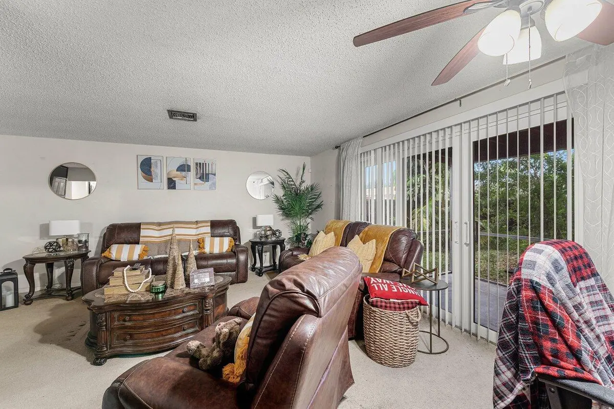 005-11260Northwest41stStreet-CoralSpring at 11260 NW 41st Street, Coral Springs