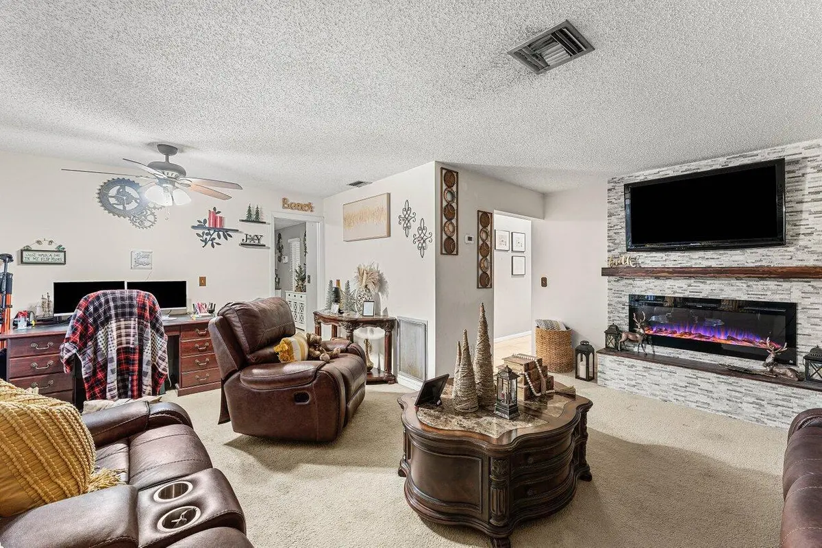 006-11260Northwest41stStreet-CoralSpring at 11260 NW 41st Street, Coral Springs