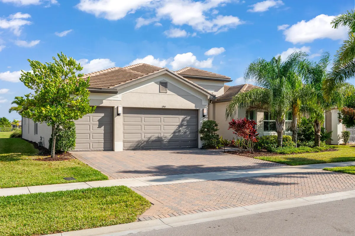 11965 SW SANDY BAY Circle, Port St. Lucie, FL – photo 2