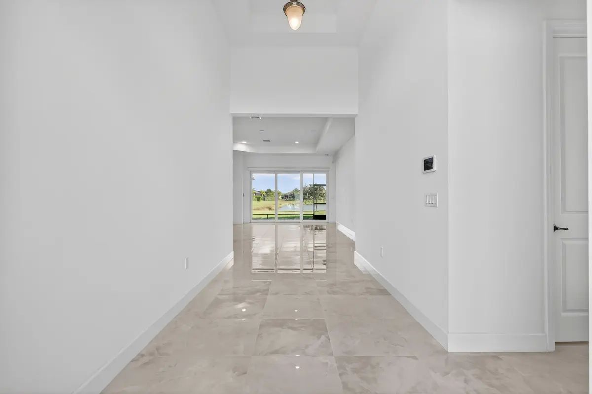 11965 SW SANDY BAY Circle, Port St. Lucie, FL – photo 4