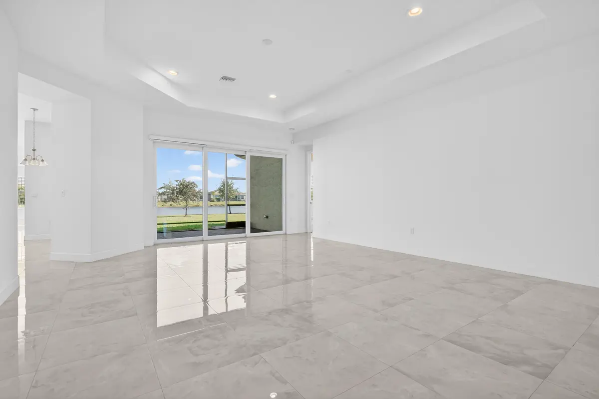 11965 SW SANDY BAY Circle, Port St. Lucie, FL – photo 7