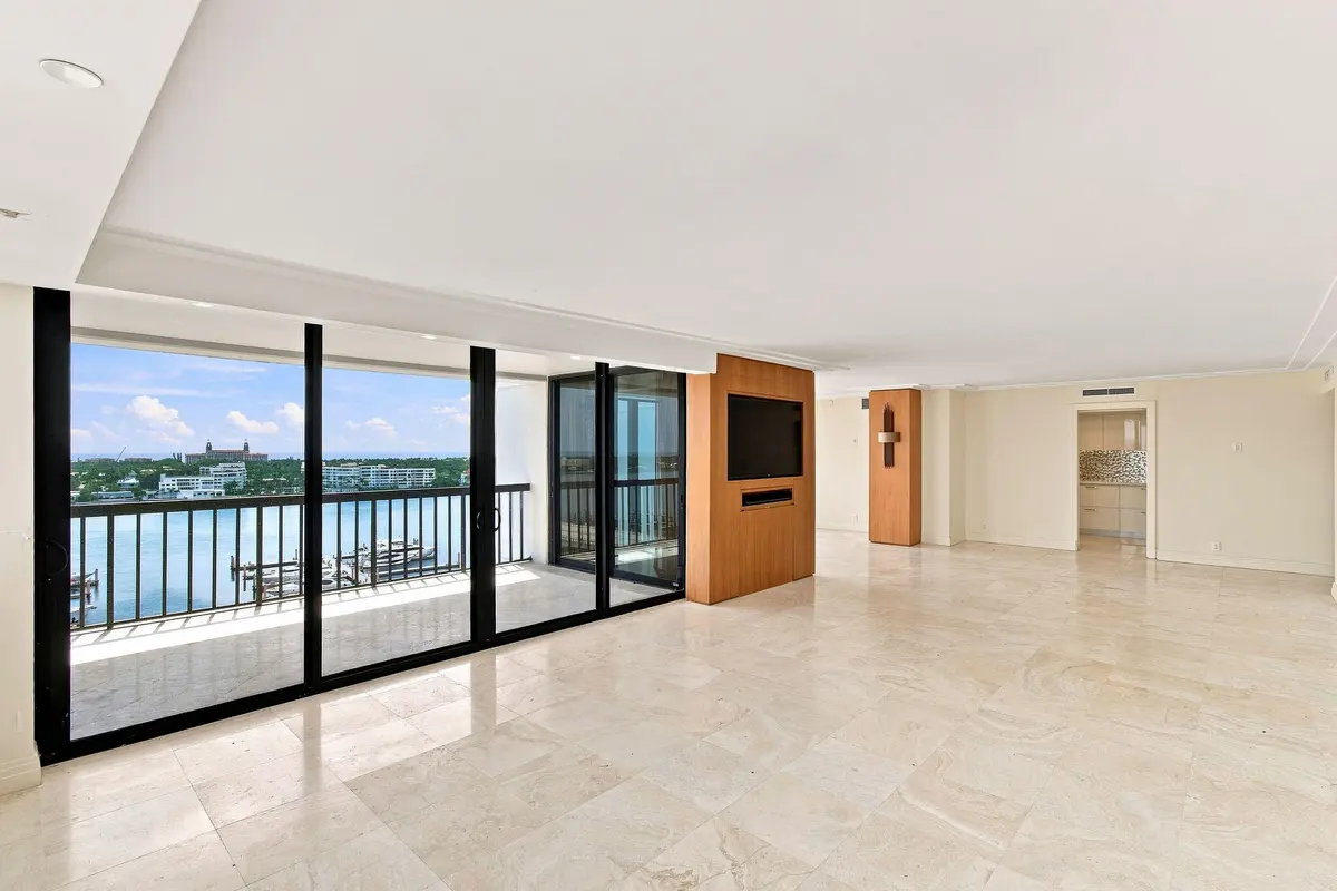 400NFlaglerDr#1701(5) at 400 N FLAGLER Drive 1701, West Palm Beach