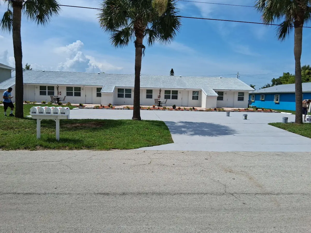5 Units at 1240 CARLTON Court, Fort Pierce