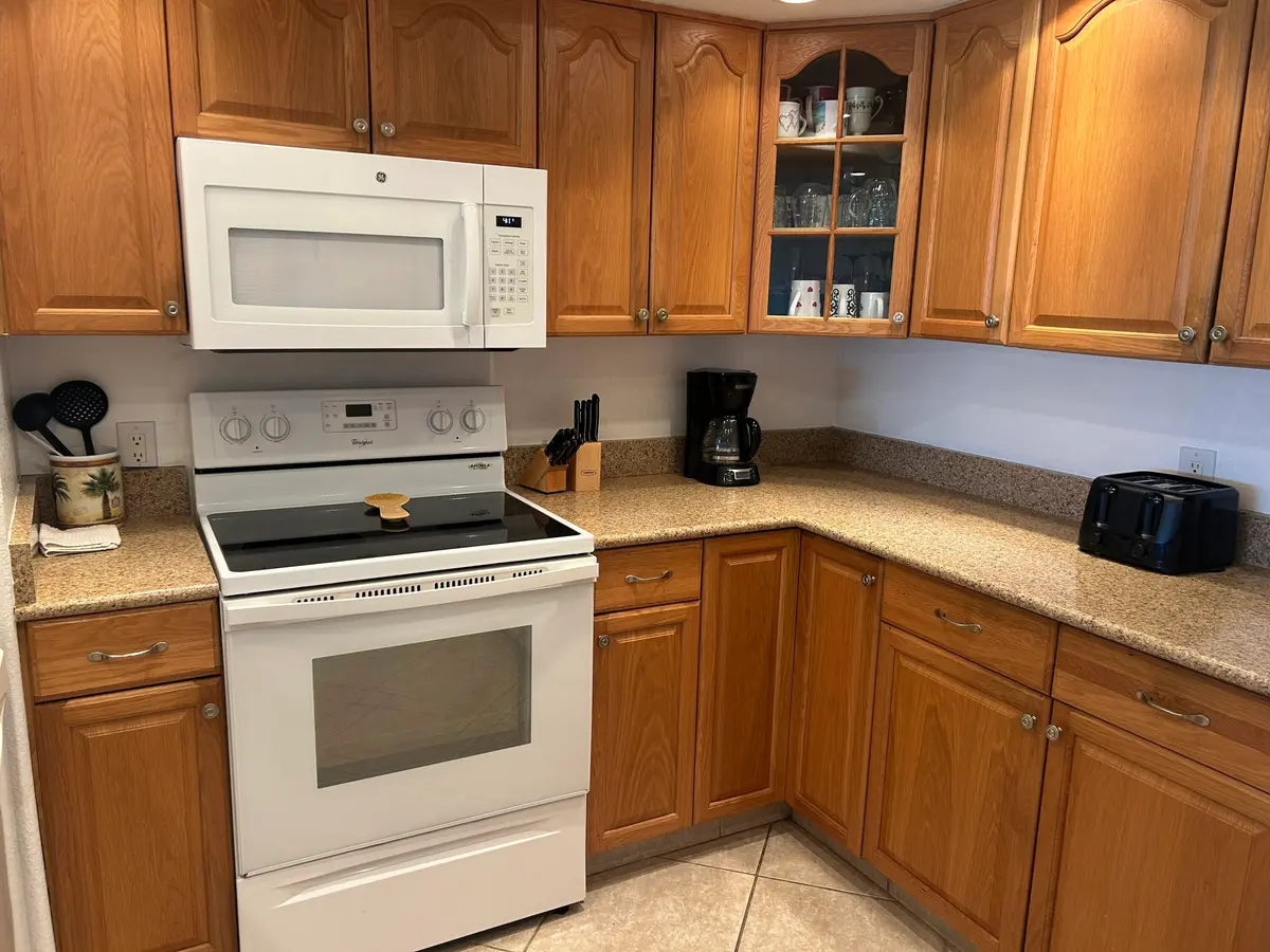 Kitchen 601 at 601 Shreve Street -BLDG 3-UNIT 32-A, Punta Gorda