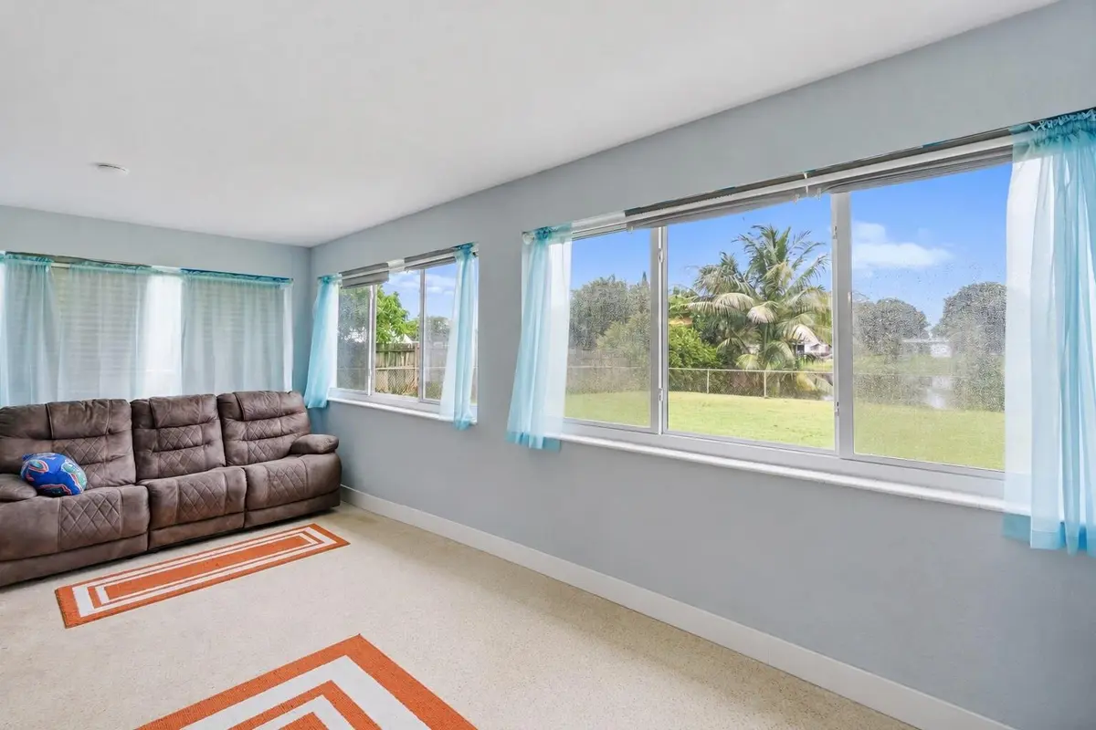 G2 at 2780 NW 26TH Avenue, Oakland Park