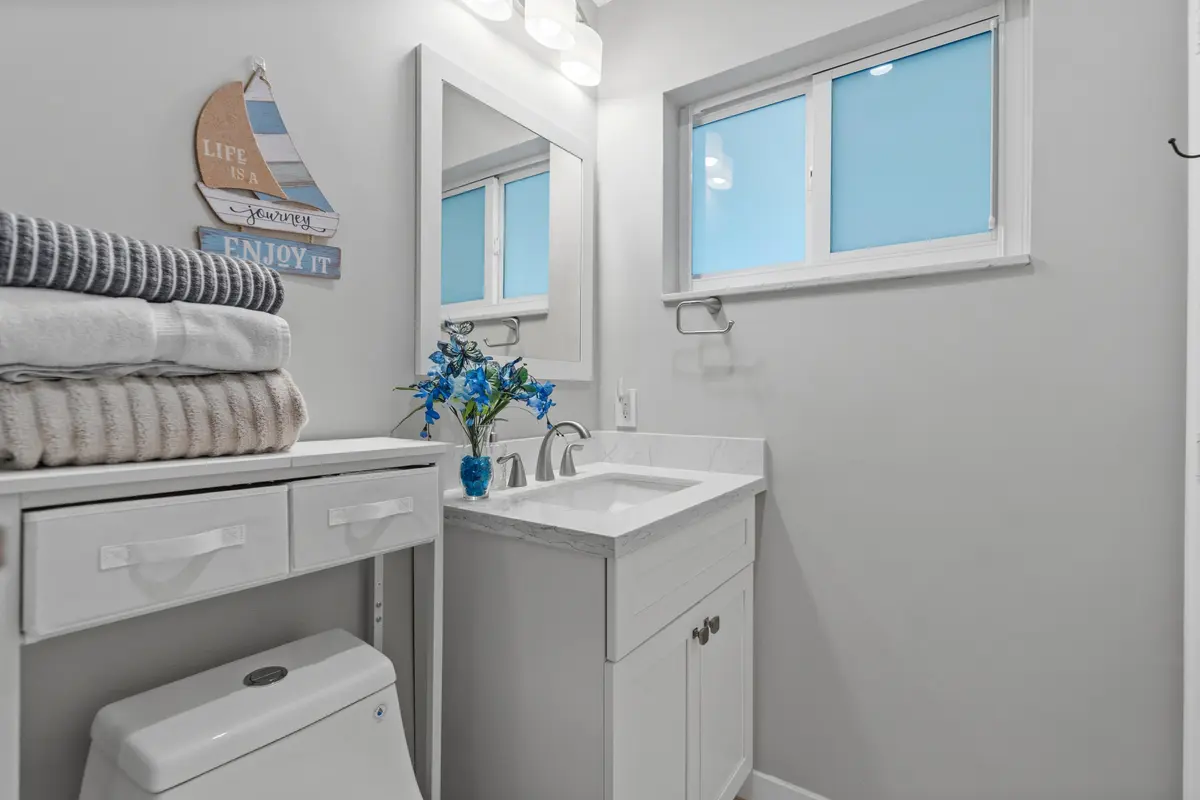 G17 at 2780 NW 26TH Avenue, Oakland Park