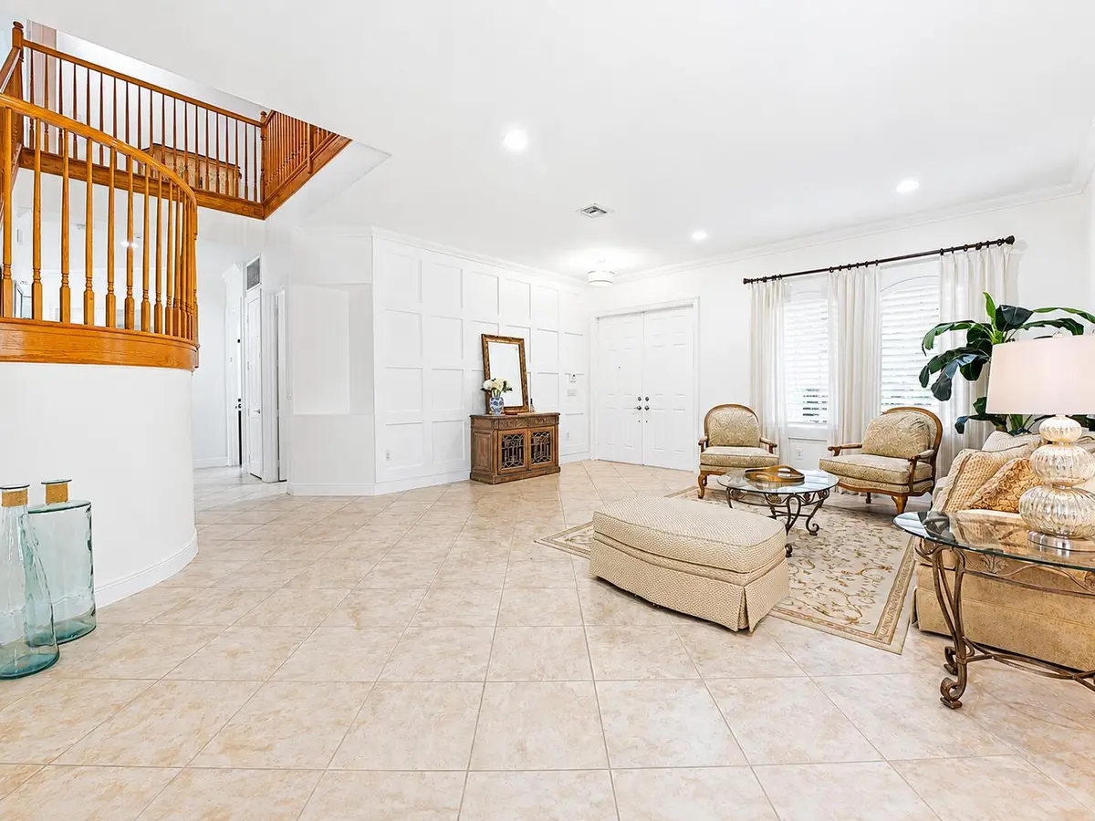 Natural Light at 11113 Brandywine Lake Way, Boynton Beach