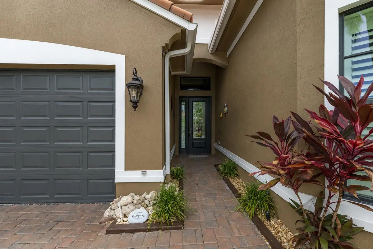 548794A6-7F32-49BC-873C-CA1CD78A4B3D at 11825 KALMAR Circle, Parkland
