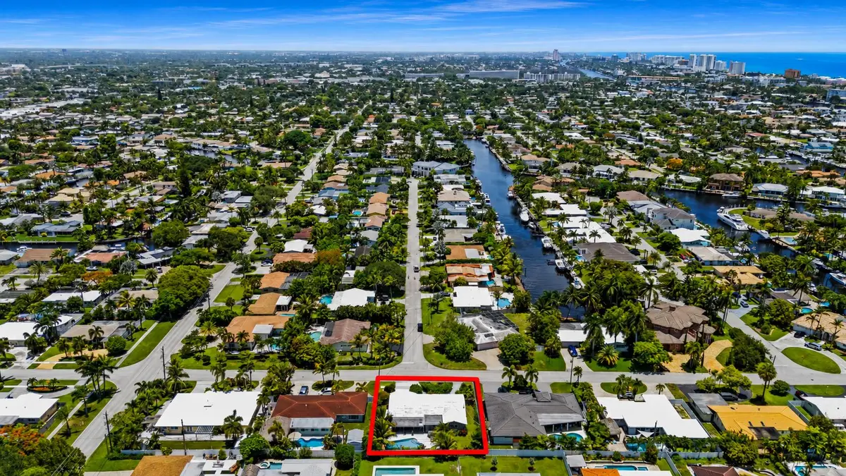 redline 3 at 1226 SE 14TH Street, Deerfield Beach