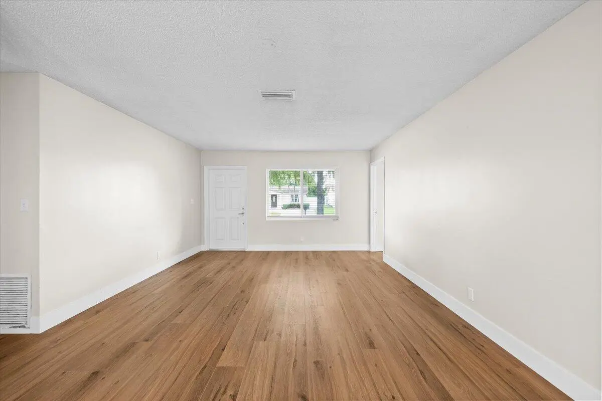 03-424A8277 at 7712 SW 7TH Street, North Lauderdale
