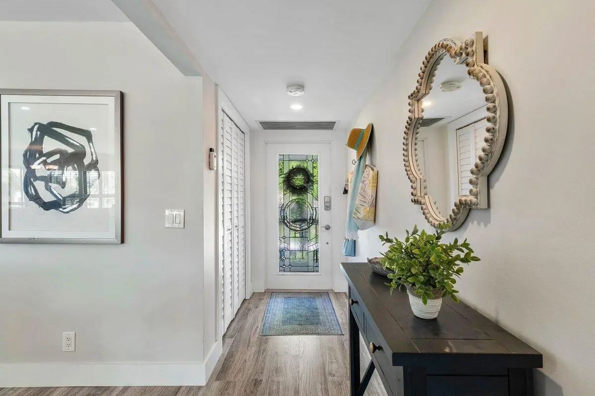 Entry at 10137 Quail Covey Road Hibiscus N, Boynton Beach