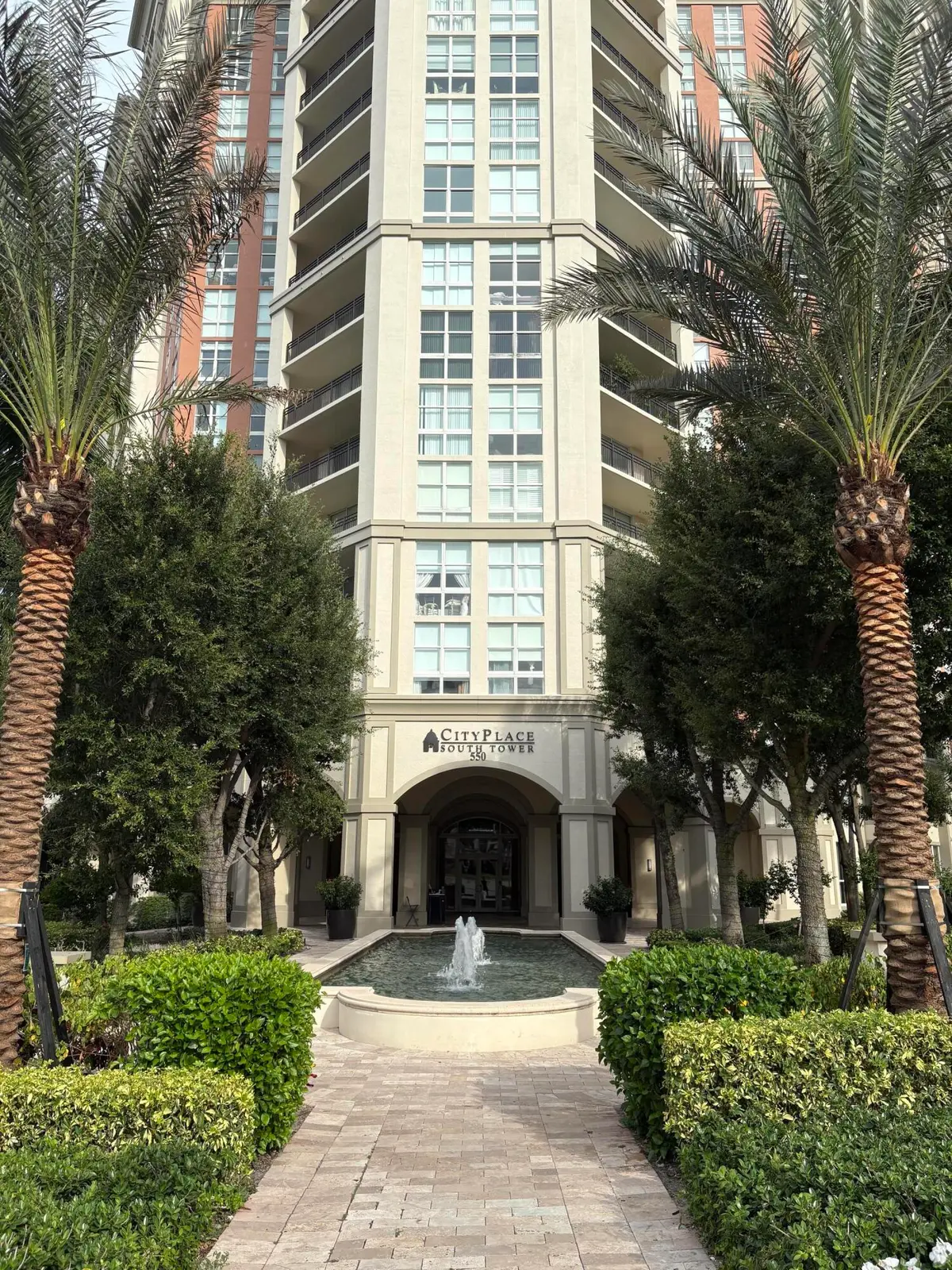 1S at 550 OKEECHOBEE Boulevard 825, West Palm Beach