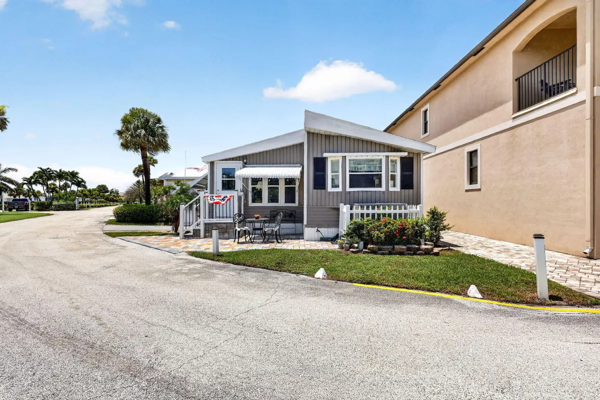 Exterior1 at 10725 S Ocean Drive 463, Jensen Beach