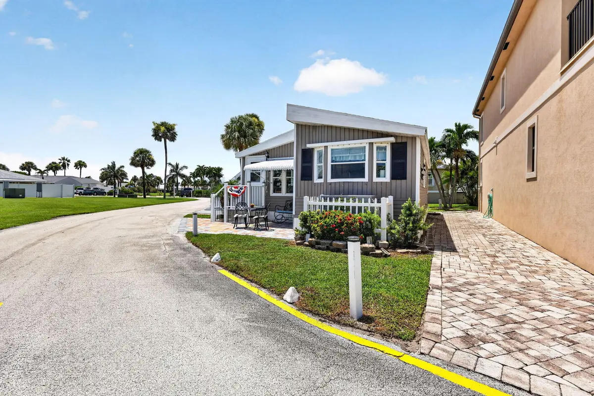 Exterior2 at 10725 S Ocean Drive 463, Jensen Beach