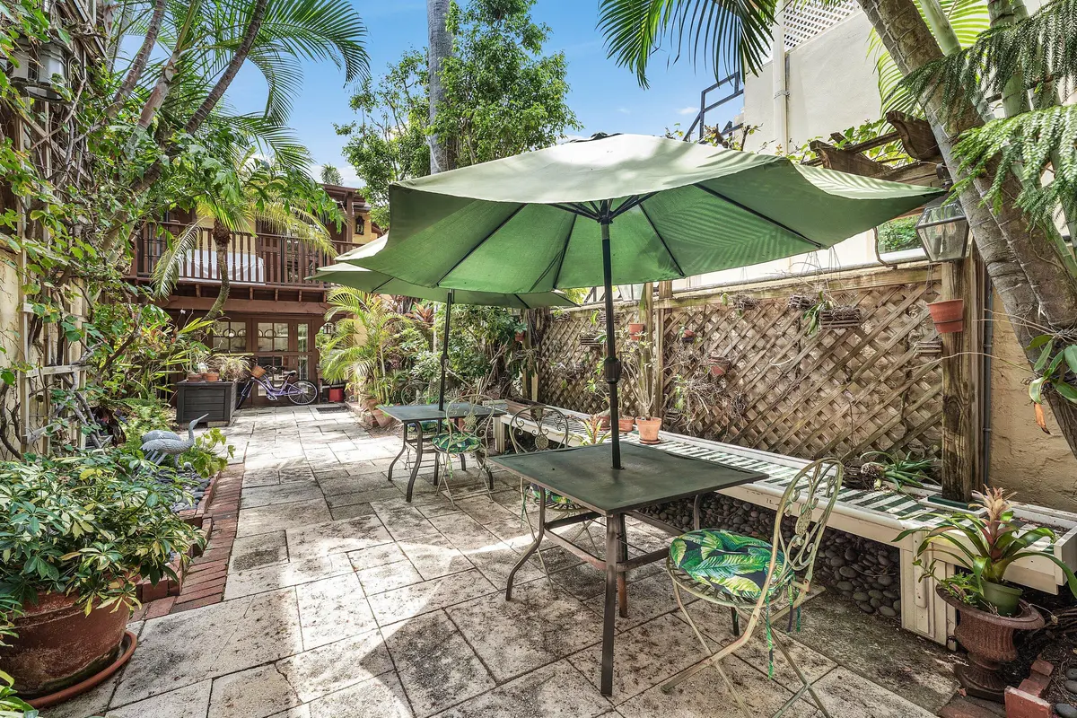 011-232AustralianAvenue-3-PalmBeach-FL-3 at 232 Australian Avenue 3, Palm Beach