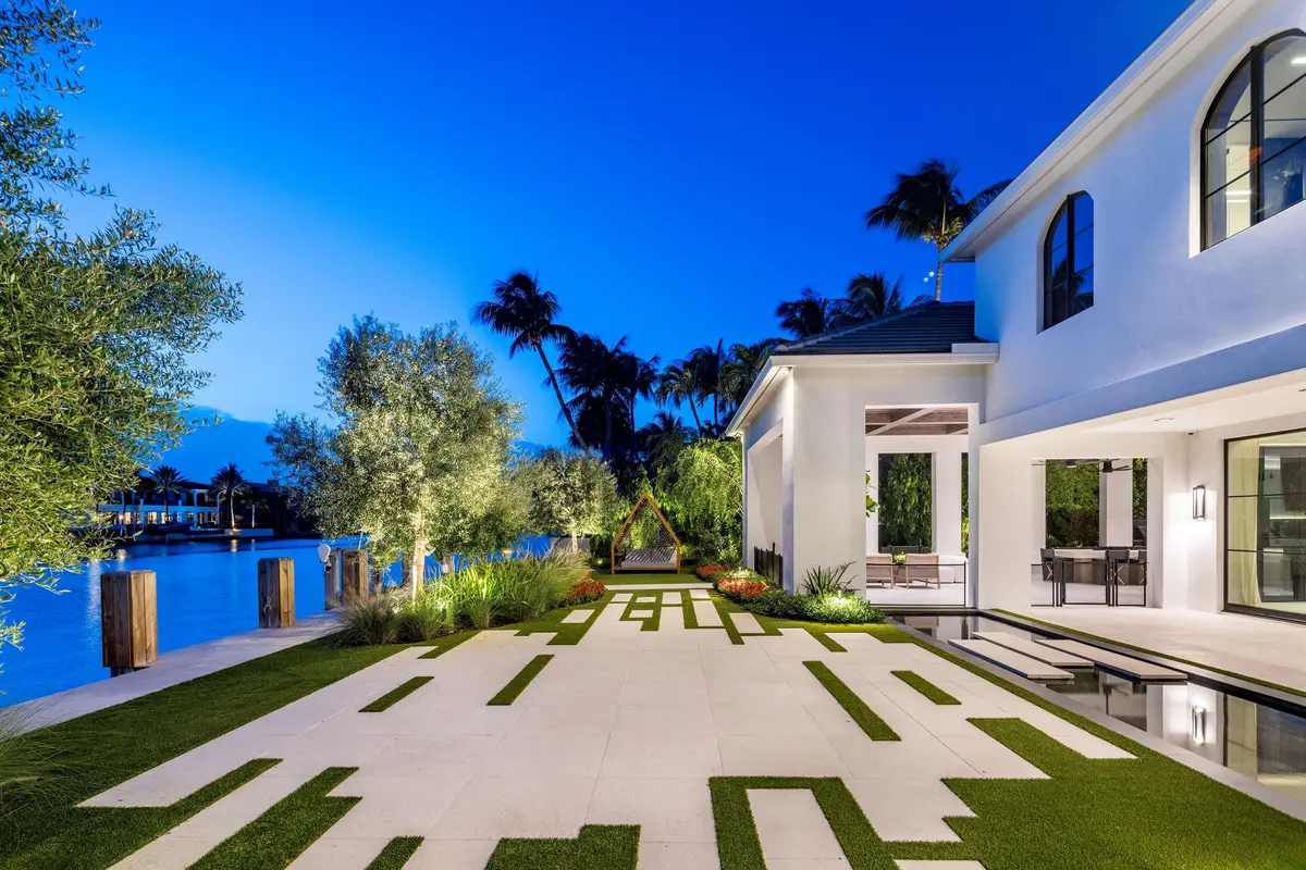 Twilight 3 at 2401 Spanish River Road, Boca Raton