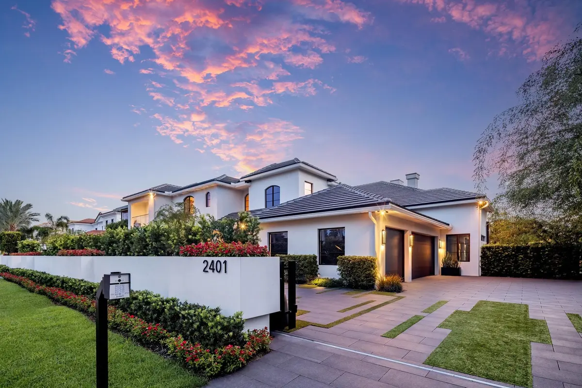Twilight 9 at 2401 Spanish River Road, Boca Raton