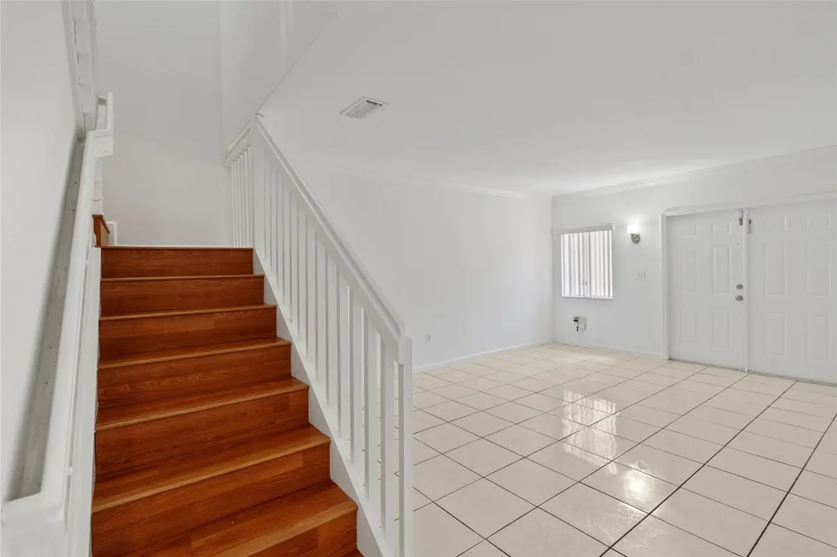 Photo 3 at 16279 SW 56th Terrace 16279, Miami