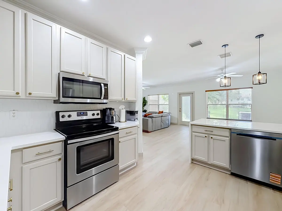 02_beyc6a6a408edbc78 at 4106 WINDMILL PALM Way, Greenacres