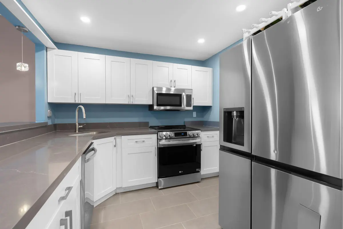 5-web-or-mls-1600 S Ocean Dr PHC, Hollyw at 1600 S Ocean Drive PHC, Hollywood