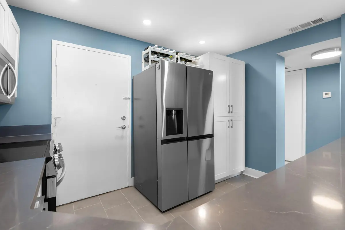 6-web-or-mls-1600 S Ocean Dr PHC, Hollyw at 1600 S Ocean Drive PHC, Hollywood